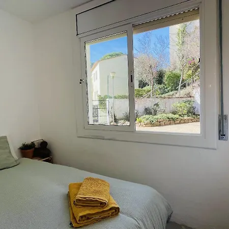 - Coastal Gem 50m From The Apartment