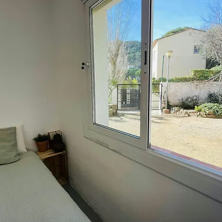 Apartment - Coastal Gem 50m From The Tamariu
